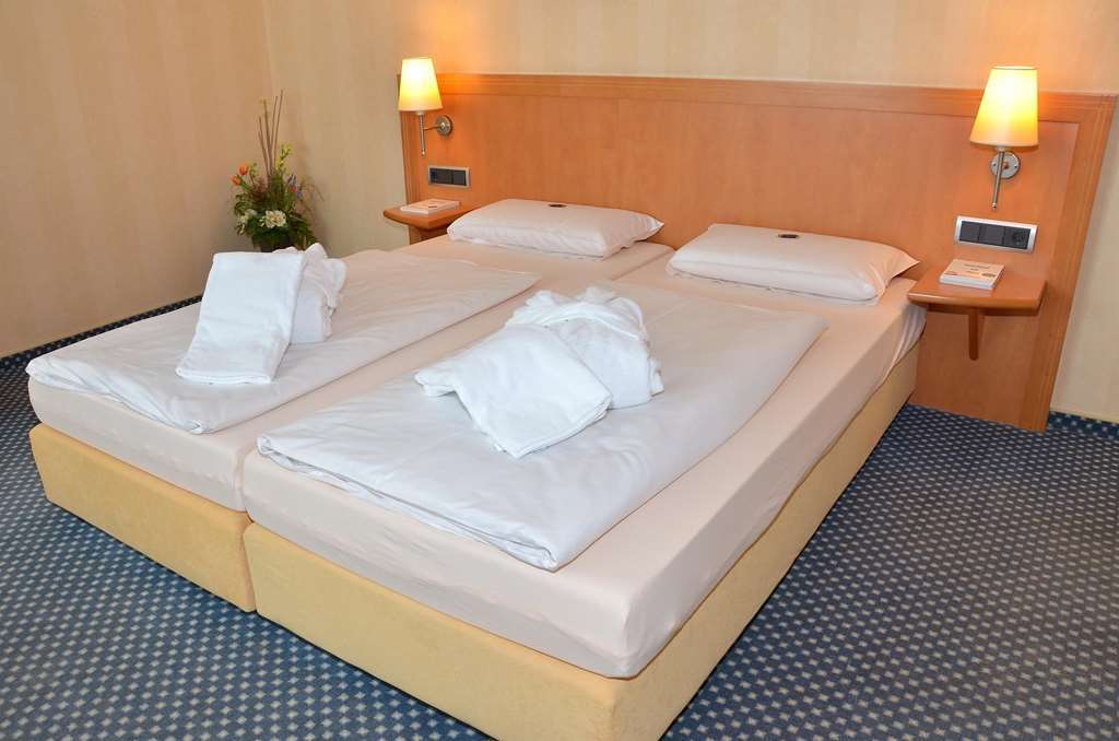 Lavital Sport- & Wellness Hotel Везендорф Номер фото