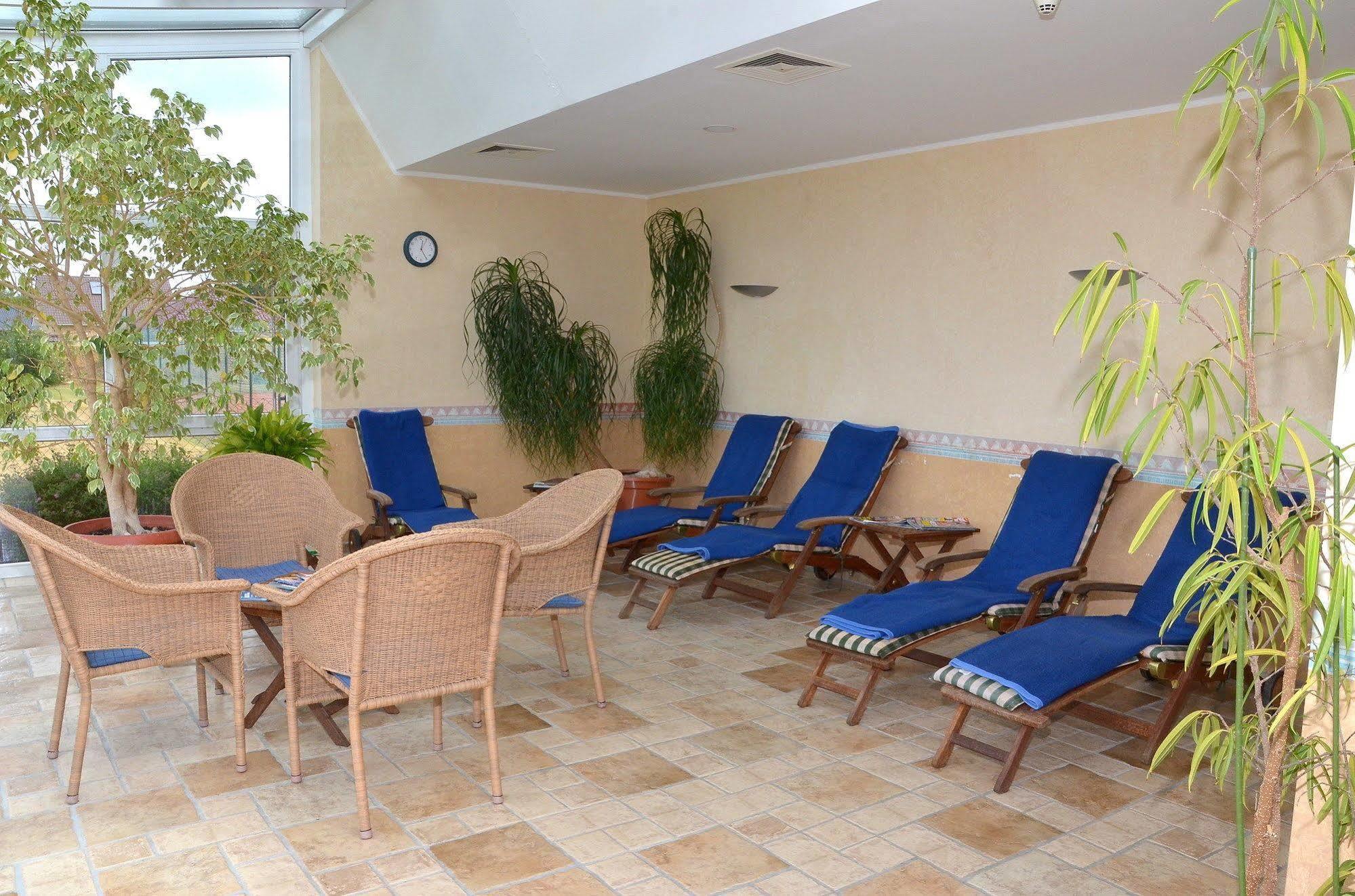 Lavital Sport- & Wellness Hotel Везендорф Экстерьер фото